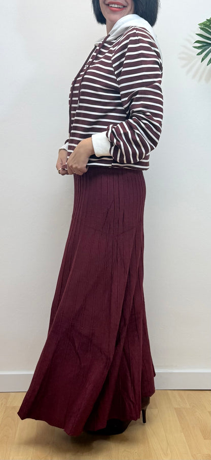 Falda larga punto burdeos