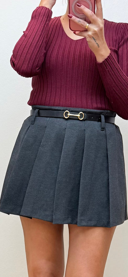 Falda pantalón gris tablas
