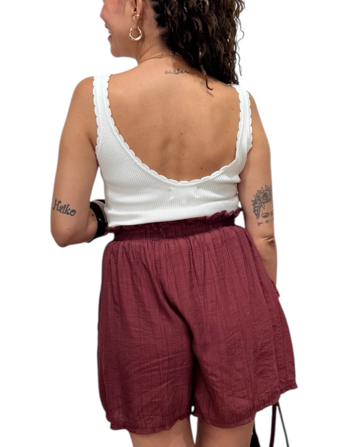 Short burdeos